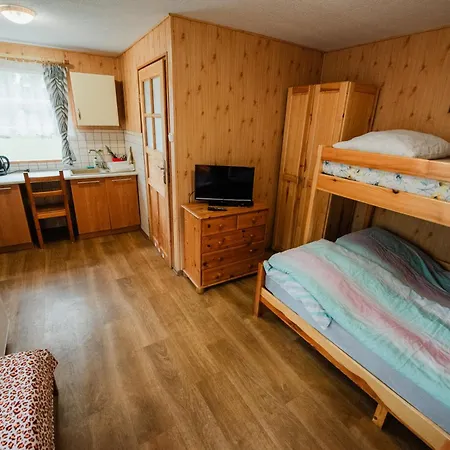 Osrodek Wypoczynkowy Lubie Nad Jeziorem Holiday home Lubieszewo (Drawsko)