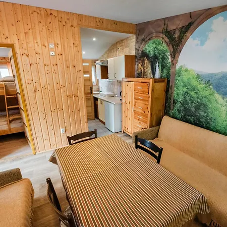 Holiday home Osrodek Wypoczynkowy Lubie Nad Jeziorem Lubieszewo (Drawsko)