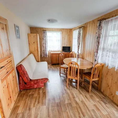 Osrodek Wypoczynkowy Lubie Nad Jeziorem Holiday home *