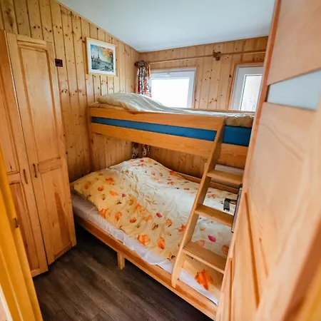 Osrodek Wypoczynkowy Lubie Nad Jeziorem Holiday home *