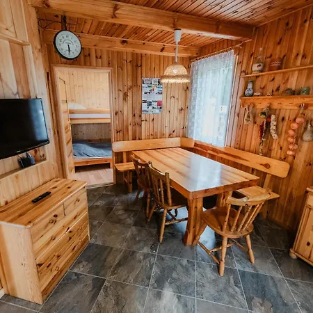 Osrodek Wypoczynkowy Lubie Nad Jeziorem 펜션 Lubieszewo (Drawsko)
