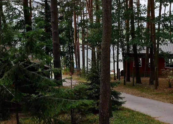 Osrodek Wypoczynkowy Lubie Nad Jeziorem Lubieszewo (Drawsko)